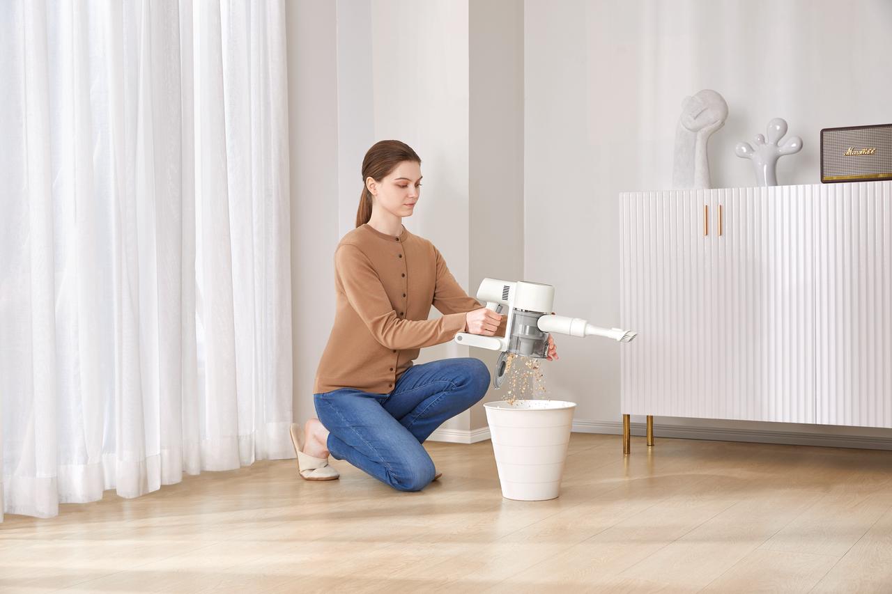 Small and Mini Vacuum Guide: How to Choose Your Perfect Portable Cleaner