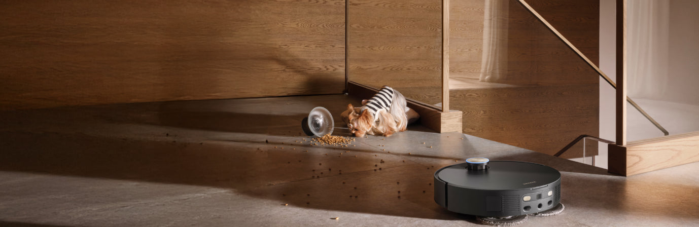 
    Edge-to-Edge Perfection
    A robot vacuum sweeps into every corner, leaving no dusts behind.
